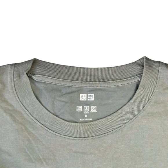 Uniqlo DRY-EX Crew Neck Long-Sleeve T-Shirt - Picture 2 of 2